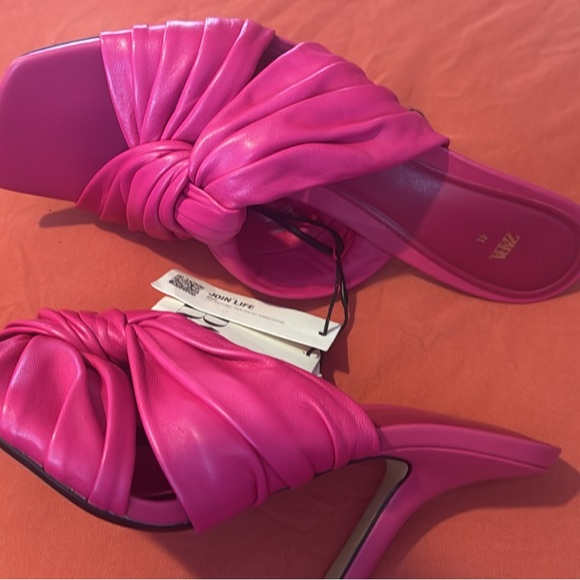 Zara Brand New Heels - Picture 3 of 7